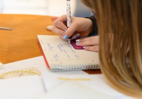 Hausaufgaben erledigen